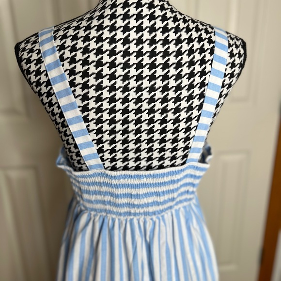 Cupshe striped maxi 🤍💙 - Picture 5 of 6